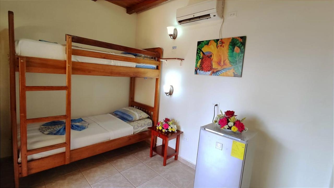 Hotel Cielo Azul Atacames Esterno foto