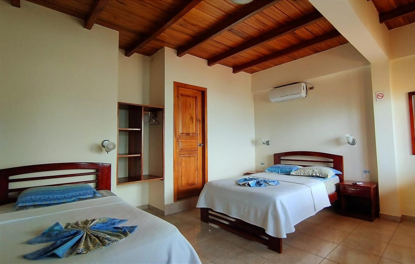 Hotel Cielo Azul Atacames Esterno foto