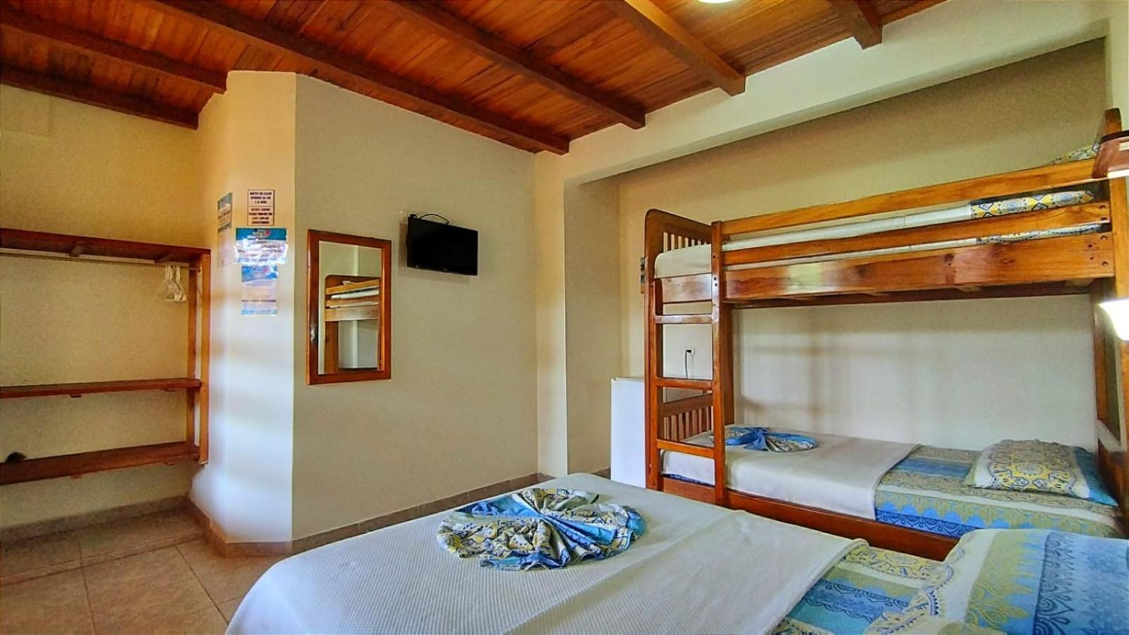 Hotel Cielo Azul Atacames Esterno foto